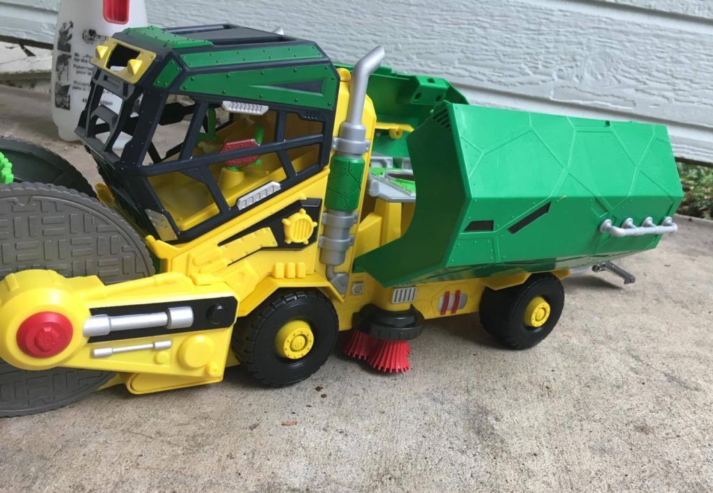 The Micro Mutants Sweeper Ops Vehicle Playset