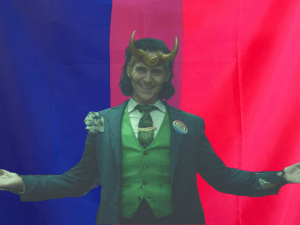 Bisexual Loki (Lamentis review)
