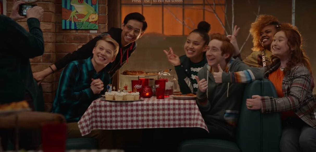 HSMTMTS Season 3 Casts Familiar Faces & Handles Frozen!