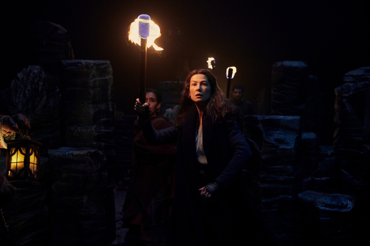 Dark Along the Ways The Wheel of Time season 1 episode 7 review